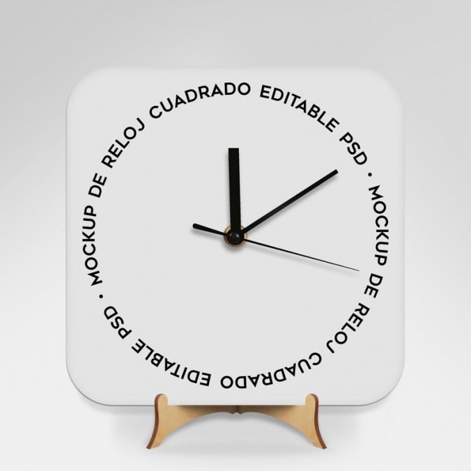 Mockup de reloj cuadrado de pie editable en Adobe Photoshop diseñado por Lomas Sublimado